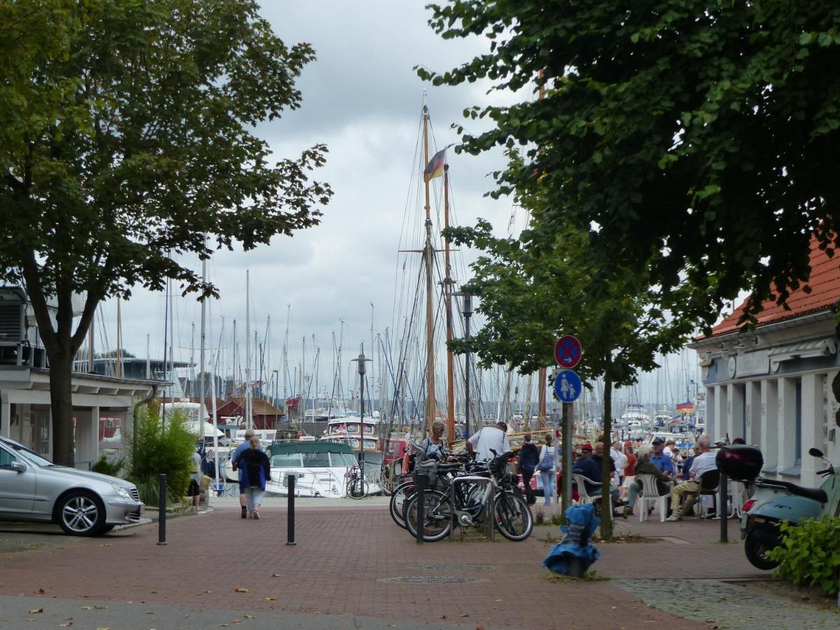Strand 2 Laboe Exterior photo